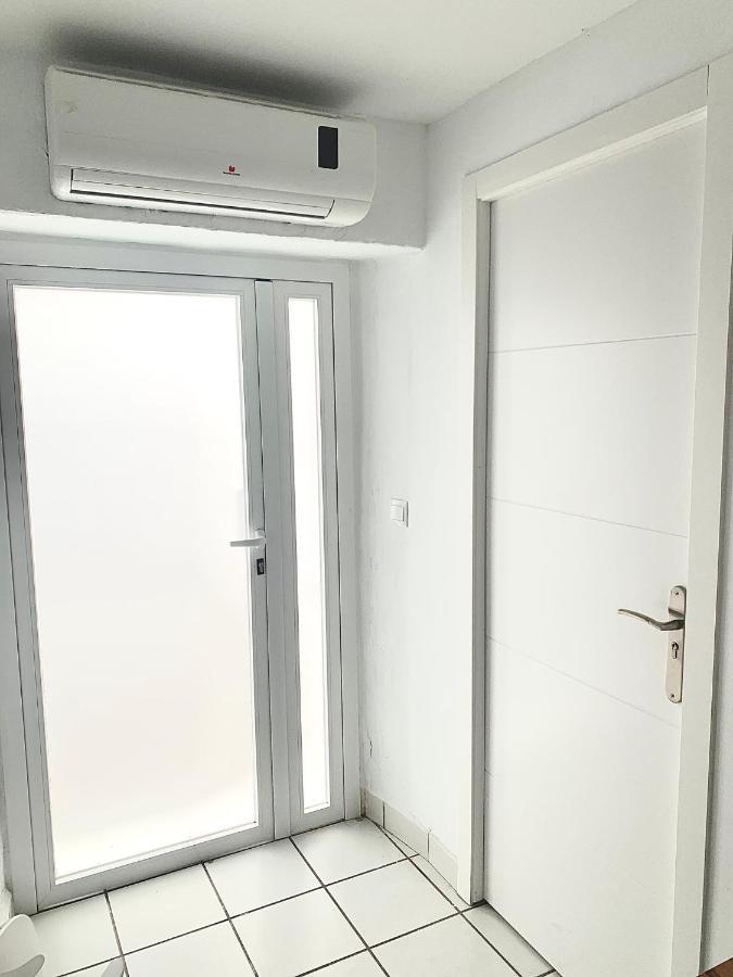 Holiday home Easy House